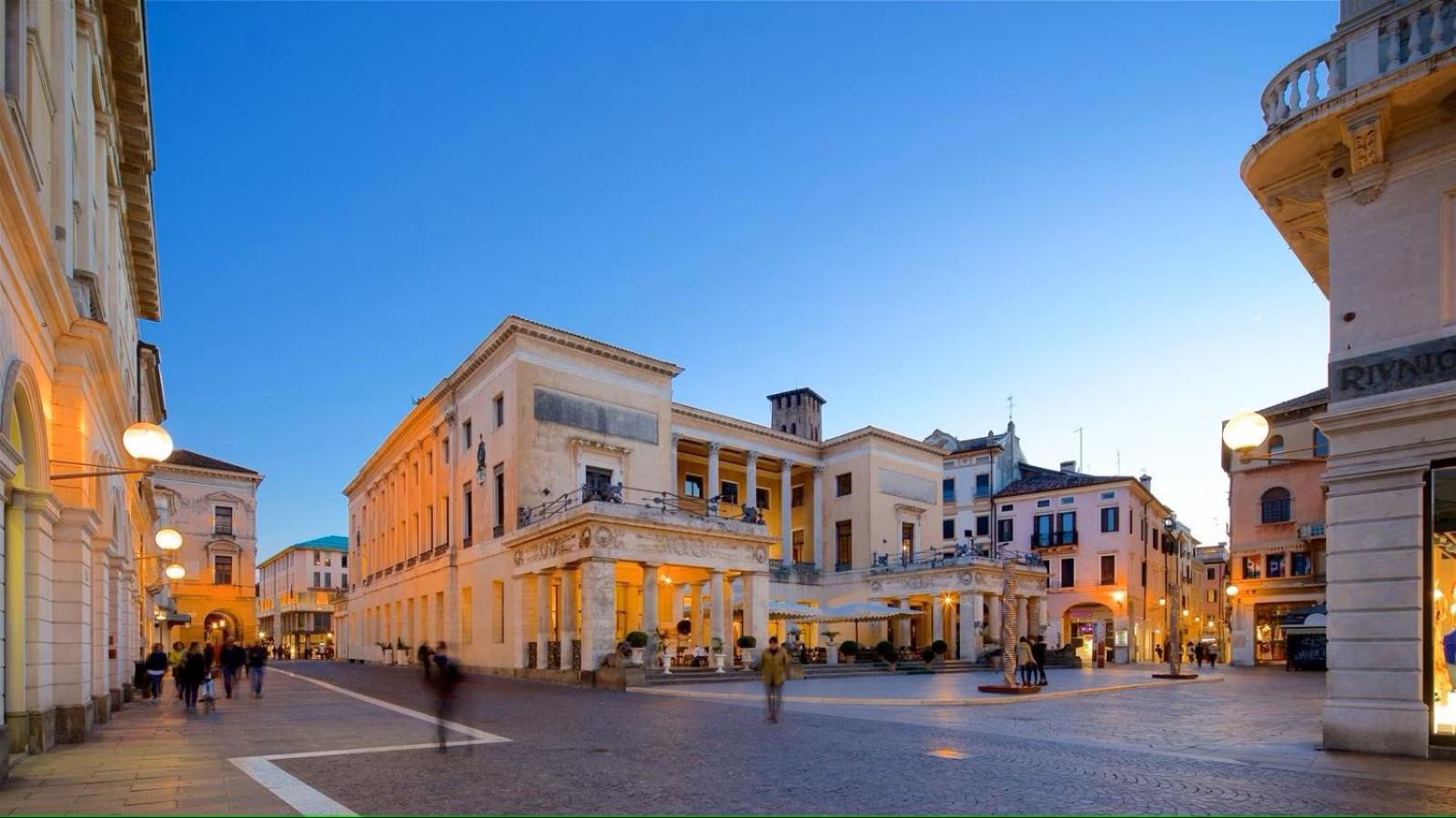 Officine Cavour Casa Dei Leoni Centro Storico Padova Lejlighed Eksteriør billede